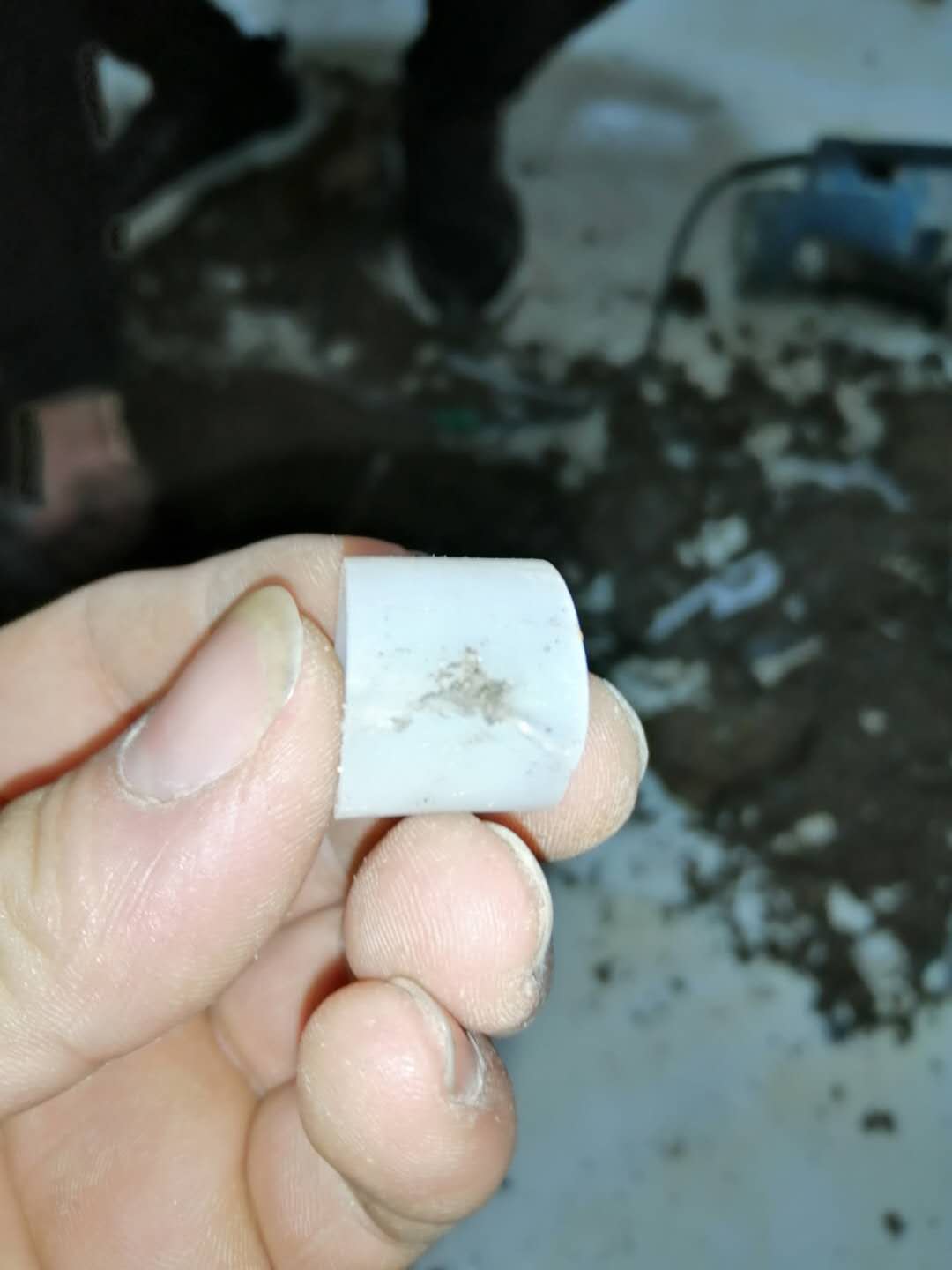 修水家里地暖漏水了怎么办？